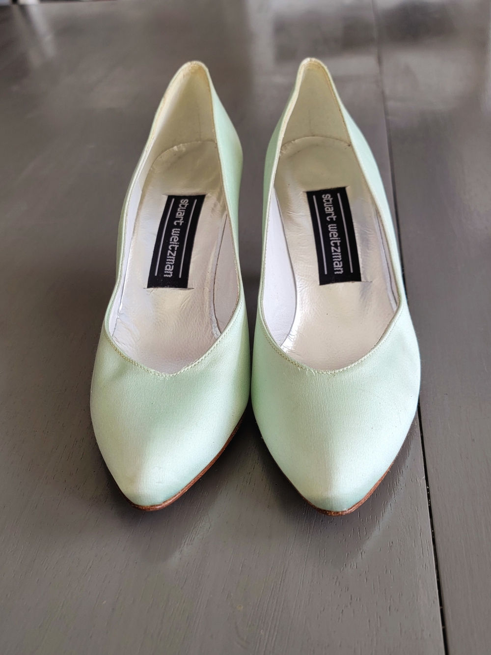 NWOB Stuart Weitzman Mint Green Satin Kitten Heel Pumps Size 7.5 B